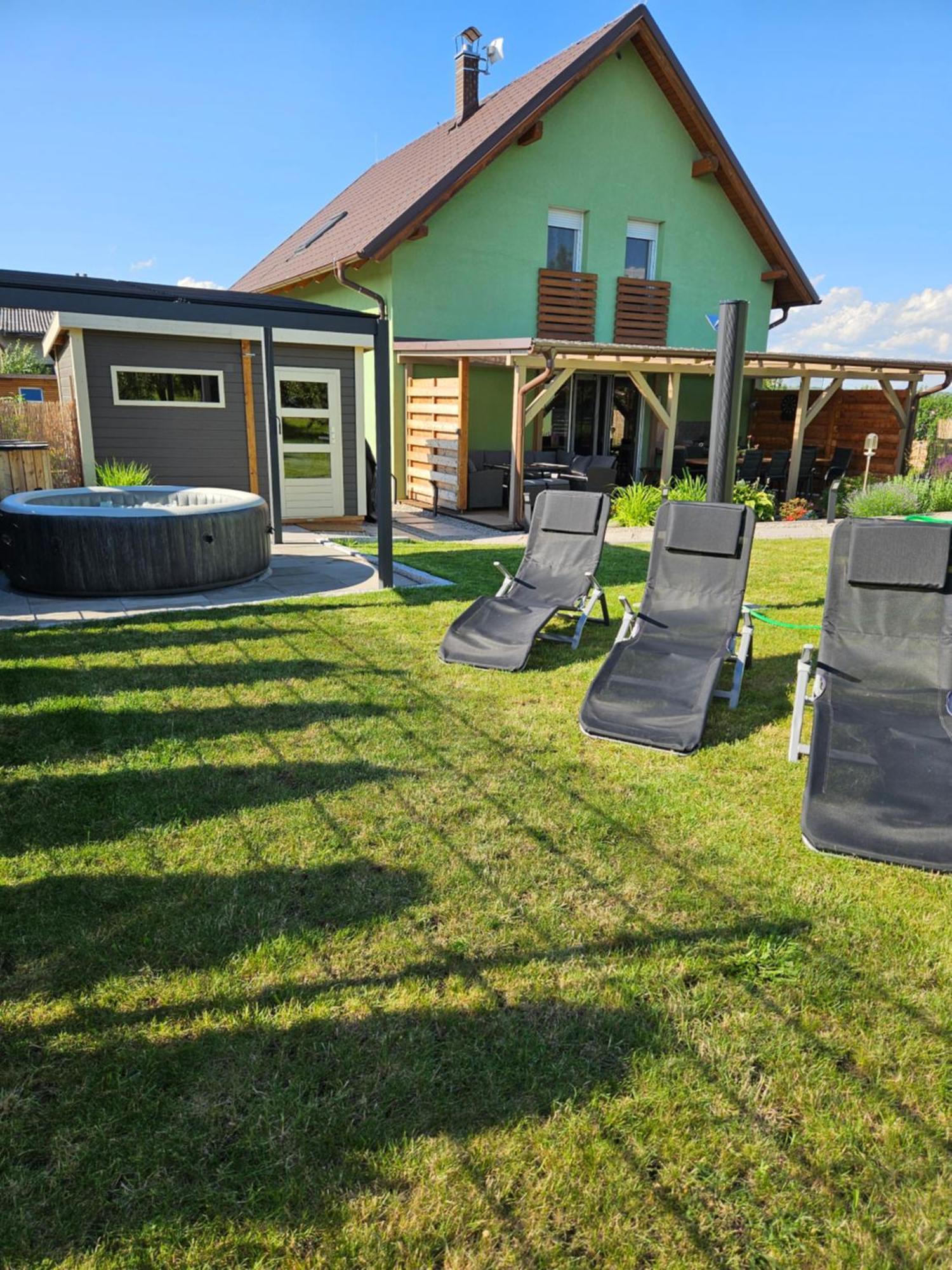 Holiday Home Znojmo W/ Wellness & Wine Dış mekan fotoğraf